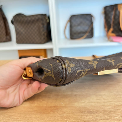 Pre-Owned Louis Vuitton Monogram Favorite PM