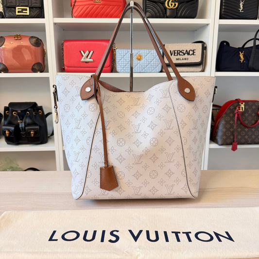 Louis Vuitton Monogram Hina Mahina MM