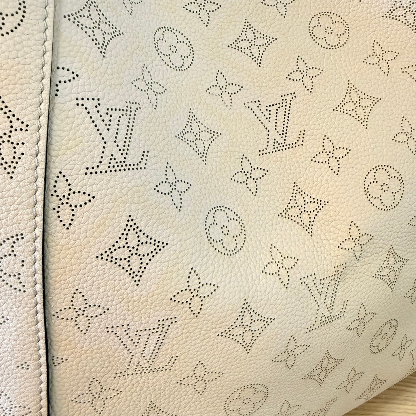 Louis Vuitton Monogram Hina Mahina MM