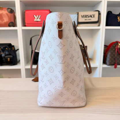 Louis Vuitton Monogram Hina Mahina MM