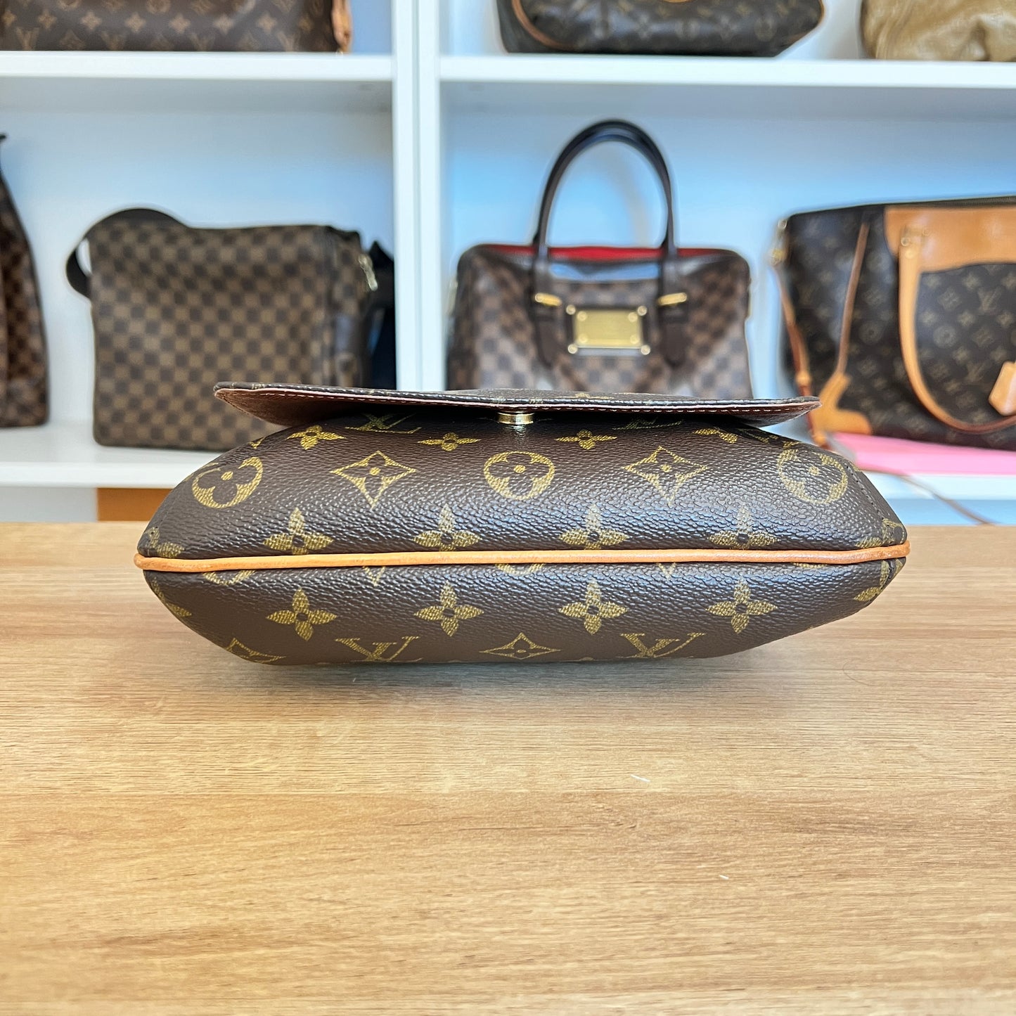 Pre-Owned Louis Vuitton Monogram Musette Salsa