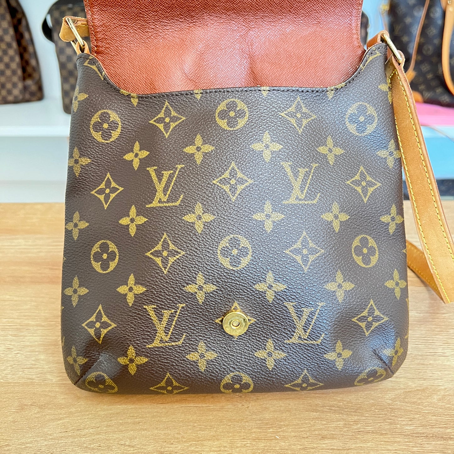 Pre-Owned Louis Vuitton Monogram Musette Salsa