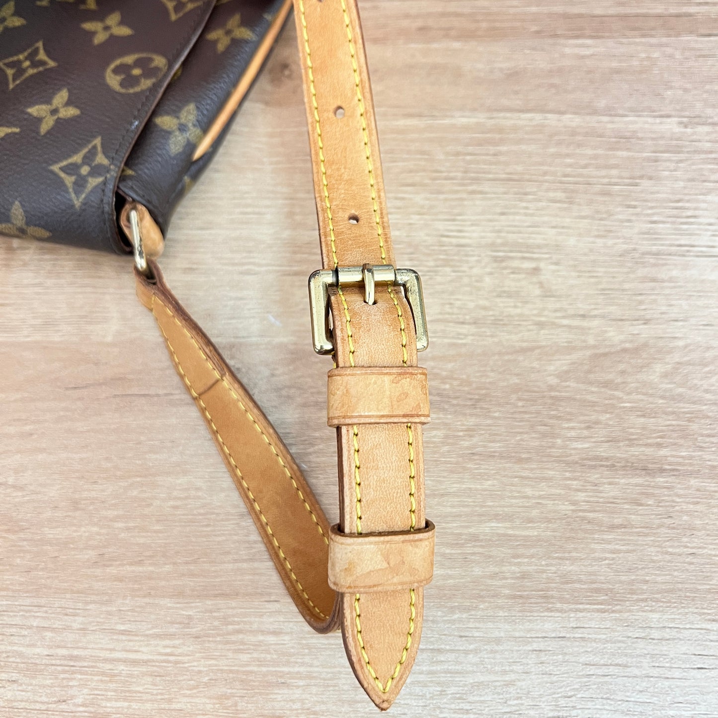 Pre-Owned Louis Vuitton Monogram Musette Salsa