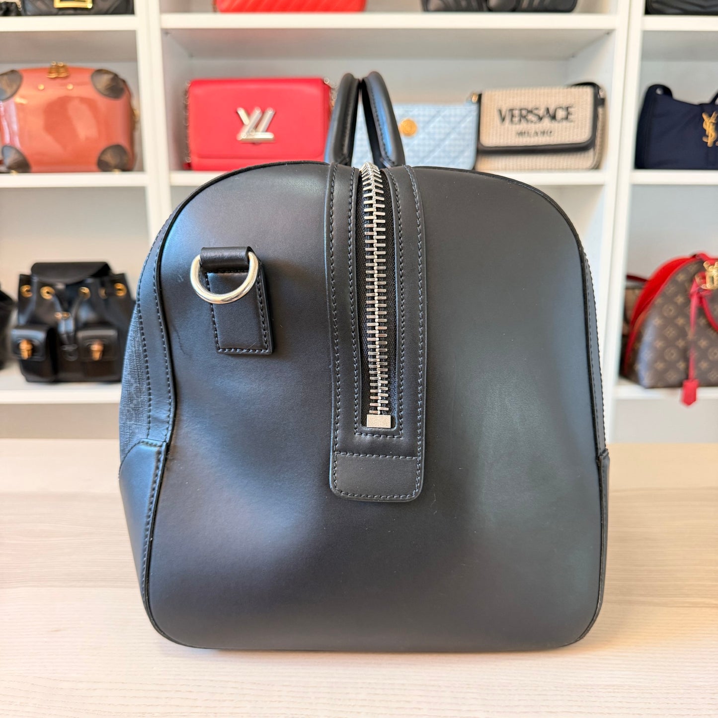 Gucci GG Supreme Monogram Weekender Duffle Black
