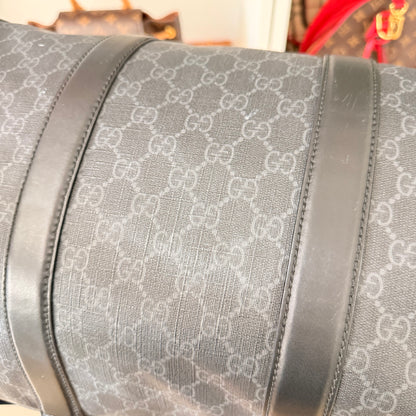 Gucci GG Supreme Monogram Weekender Duffle Black