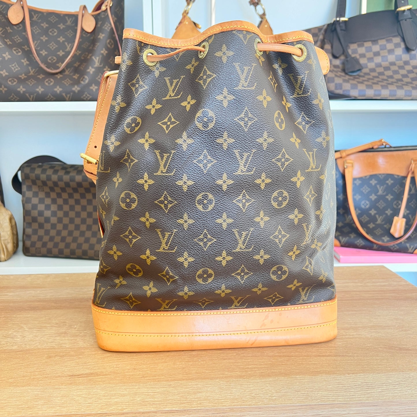 Pre-Owned Louis Vuitton Monogram Noe