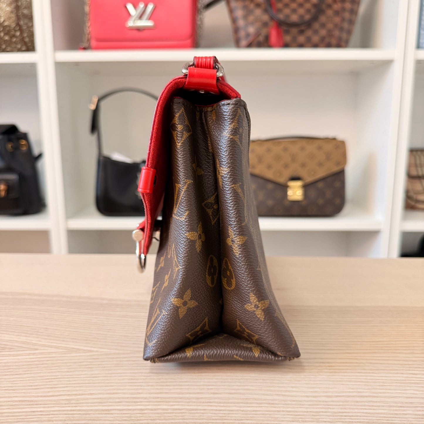 Louis Vuitton Monogram Epi Saint Michel Coquelicot