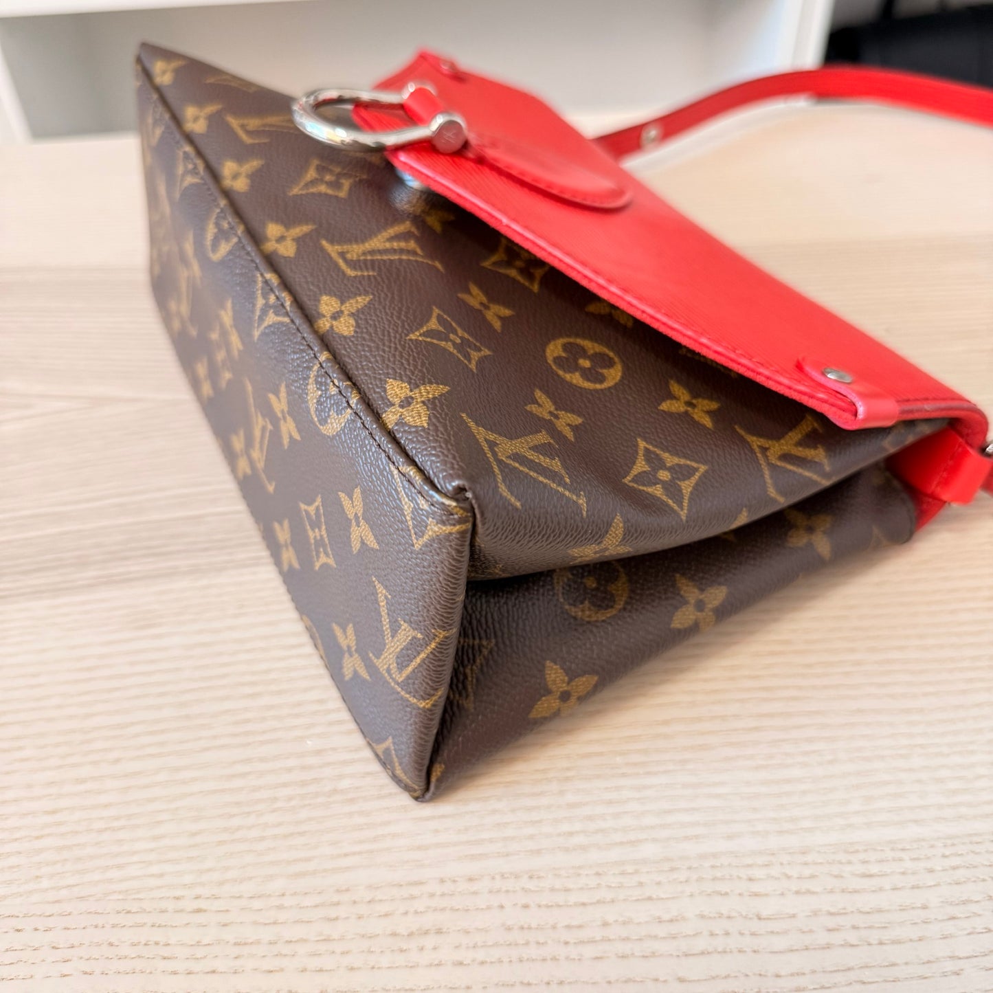 Louis Vuitton Monogram Epi Saint Michel Coquelicot