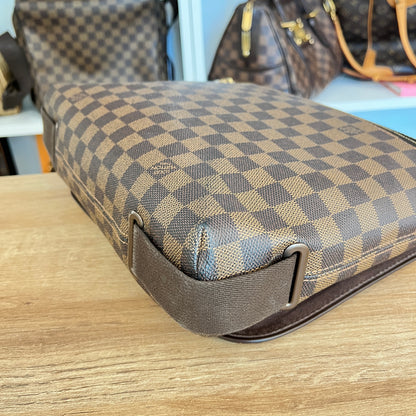 Louis Vuitton Damier Ebene Brooklyn MM