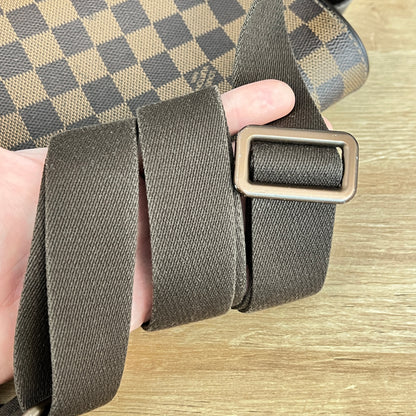 Louis Vuitton Damier Ebene Brooklyn MM