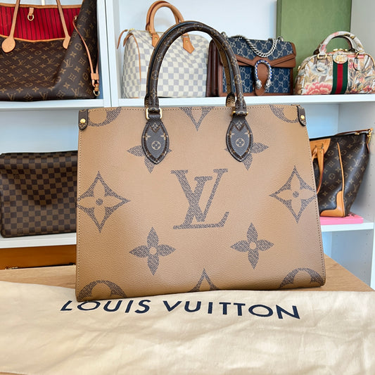 Louis Vuitton Reverse Monogram Giant Onthego MM