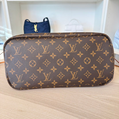Louis Vuitton Monogram Neverfull MM Pivoine