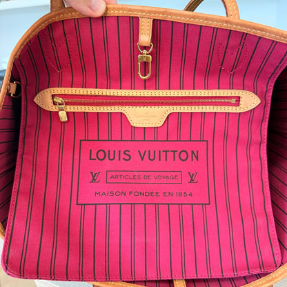 Louis Vuitton Monogram Neverfull MM Pivoine