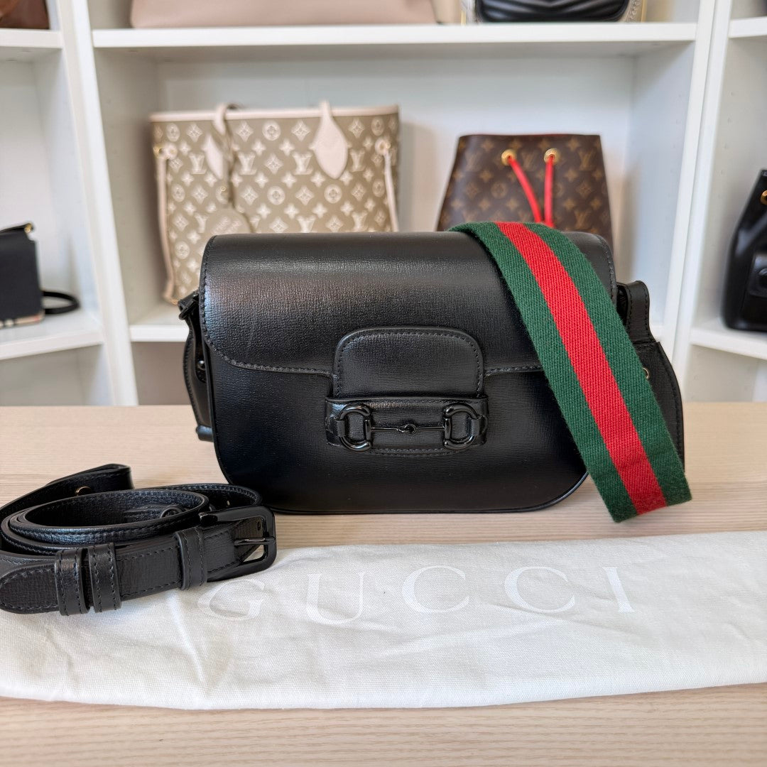 Luxe Vault Gucci Monochrome Horsebit 1955 black leather shoulder bag with green and red web strap and dustbag